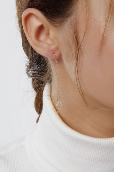 
	Gold Horseshoe Design Earrings, 