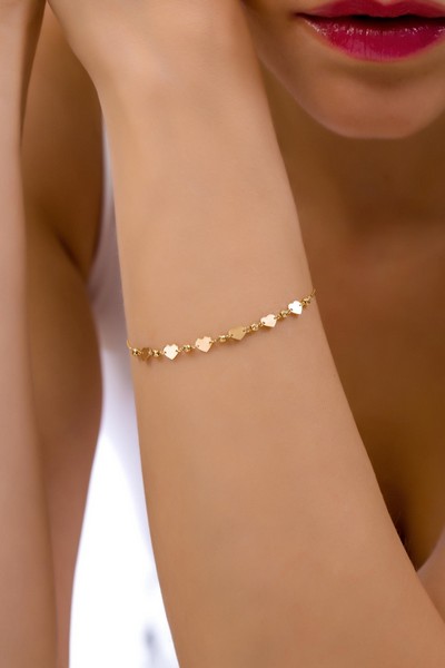 
	Gold Heart Sequin Design Bracelet